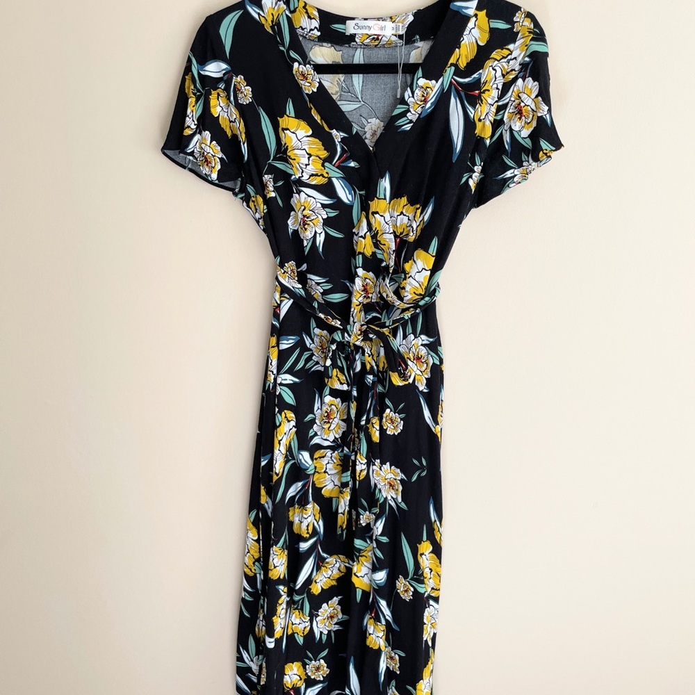 Sunny Girl ModCloth Floral Midi Wrap Dress